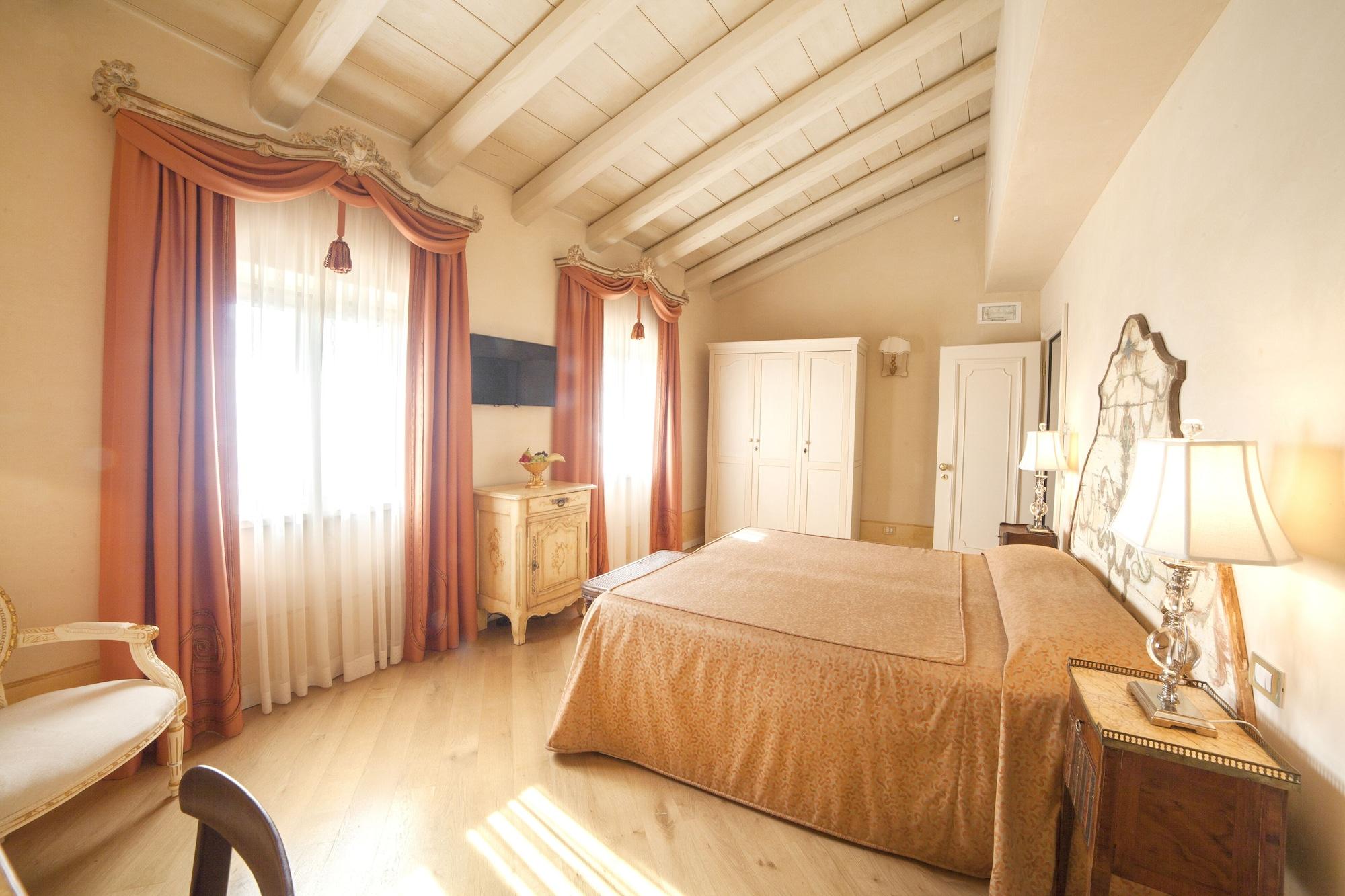 Relais Fra' Lorenzo 5*
