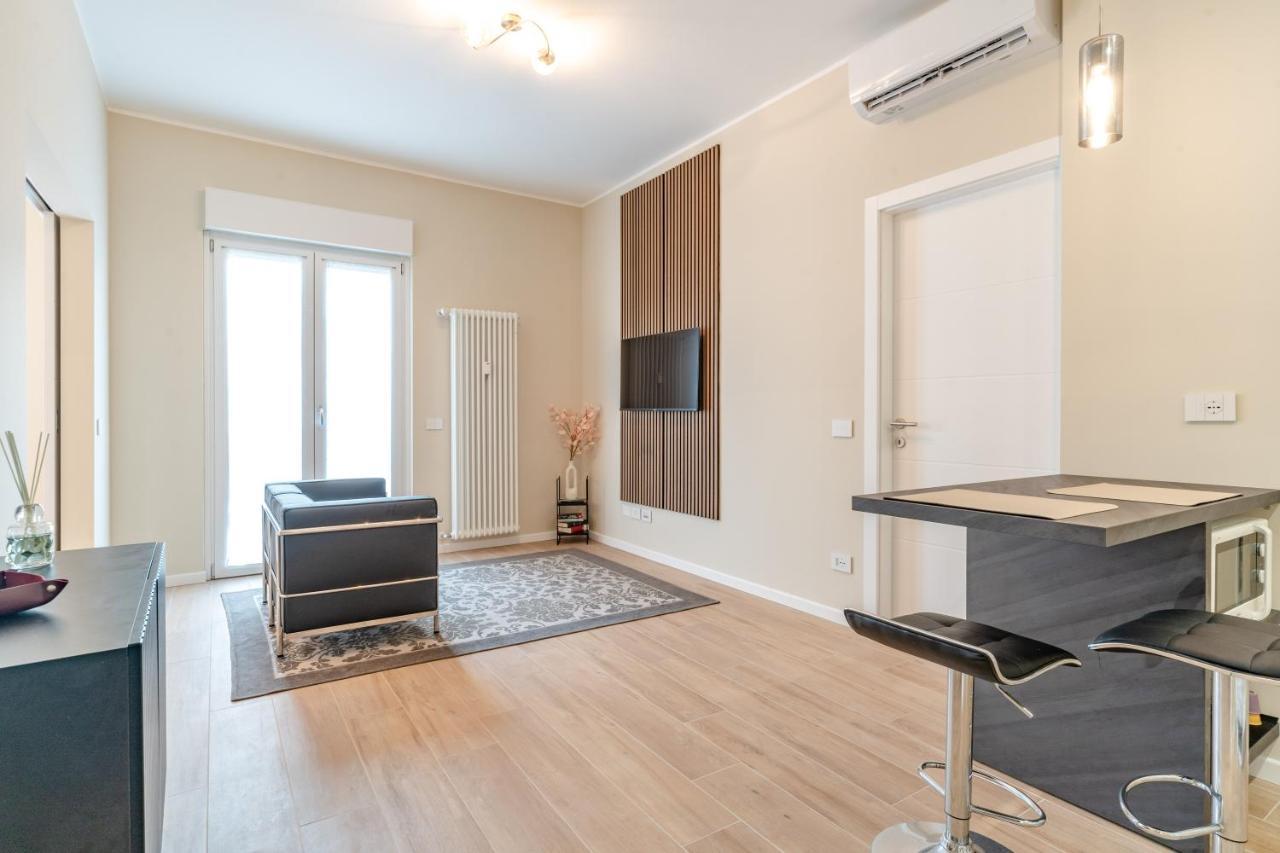 Belladonna Apartment *