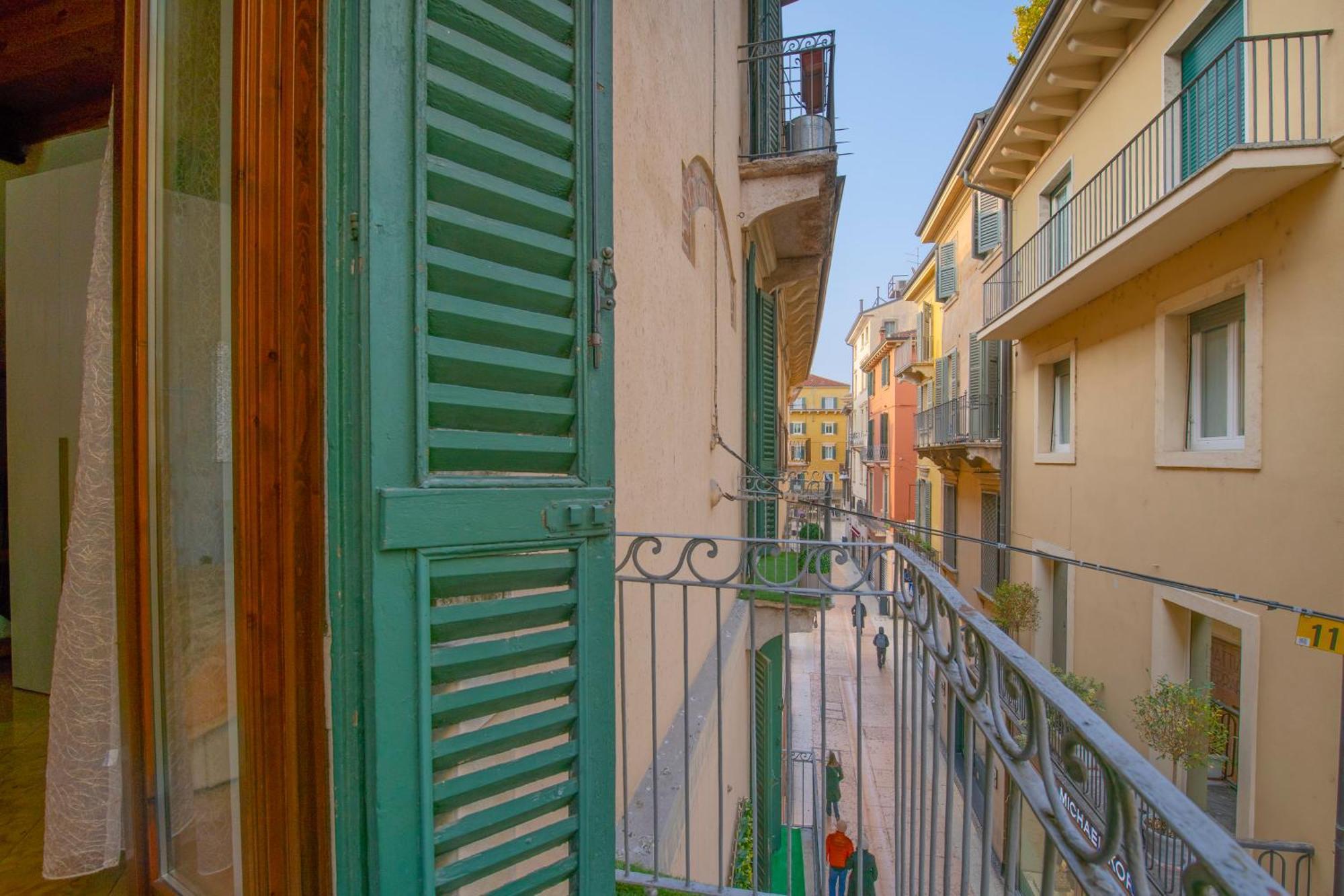 Palace Mazzini Center Apartamento Verona