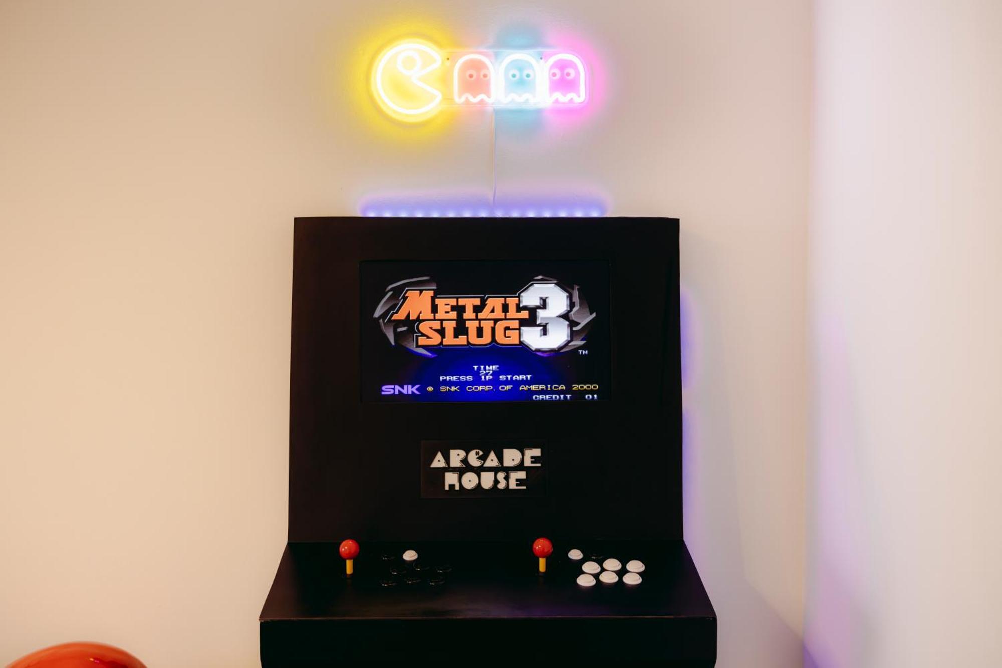 Arcade House Fiera Netflix + Videogame Verona