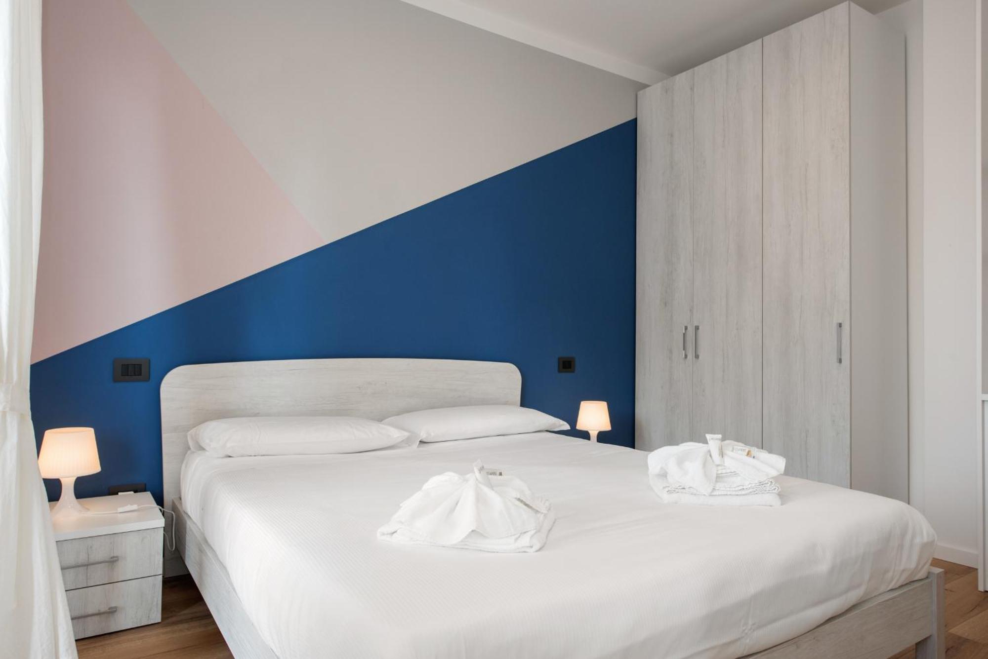 Flats4rent Mameli 140