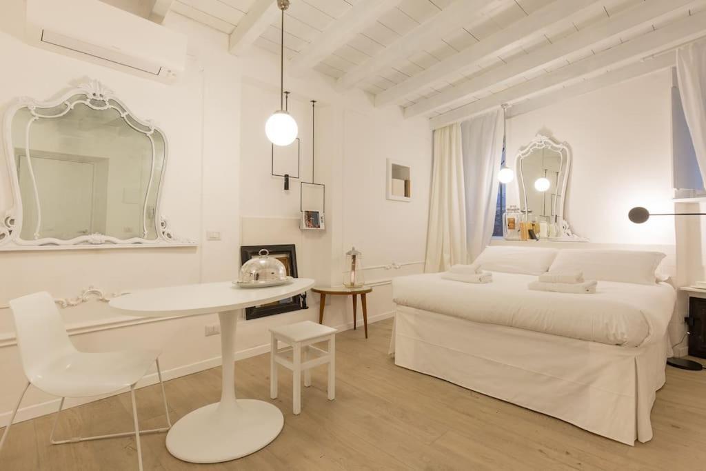 Apartamento Punto Fermo In Center 023091-loc-01911