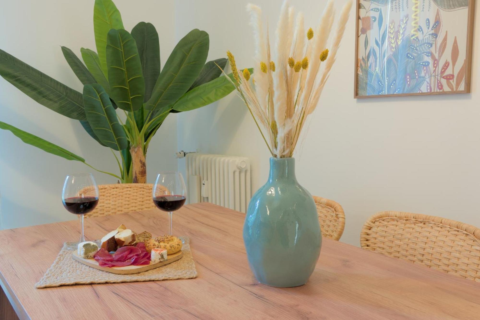 Atelier River Charm Near Adige, Center & Game Apartamento *