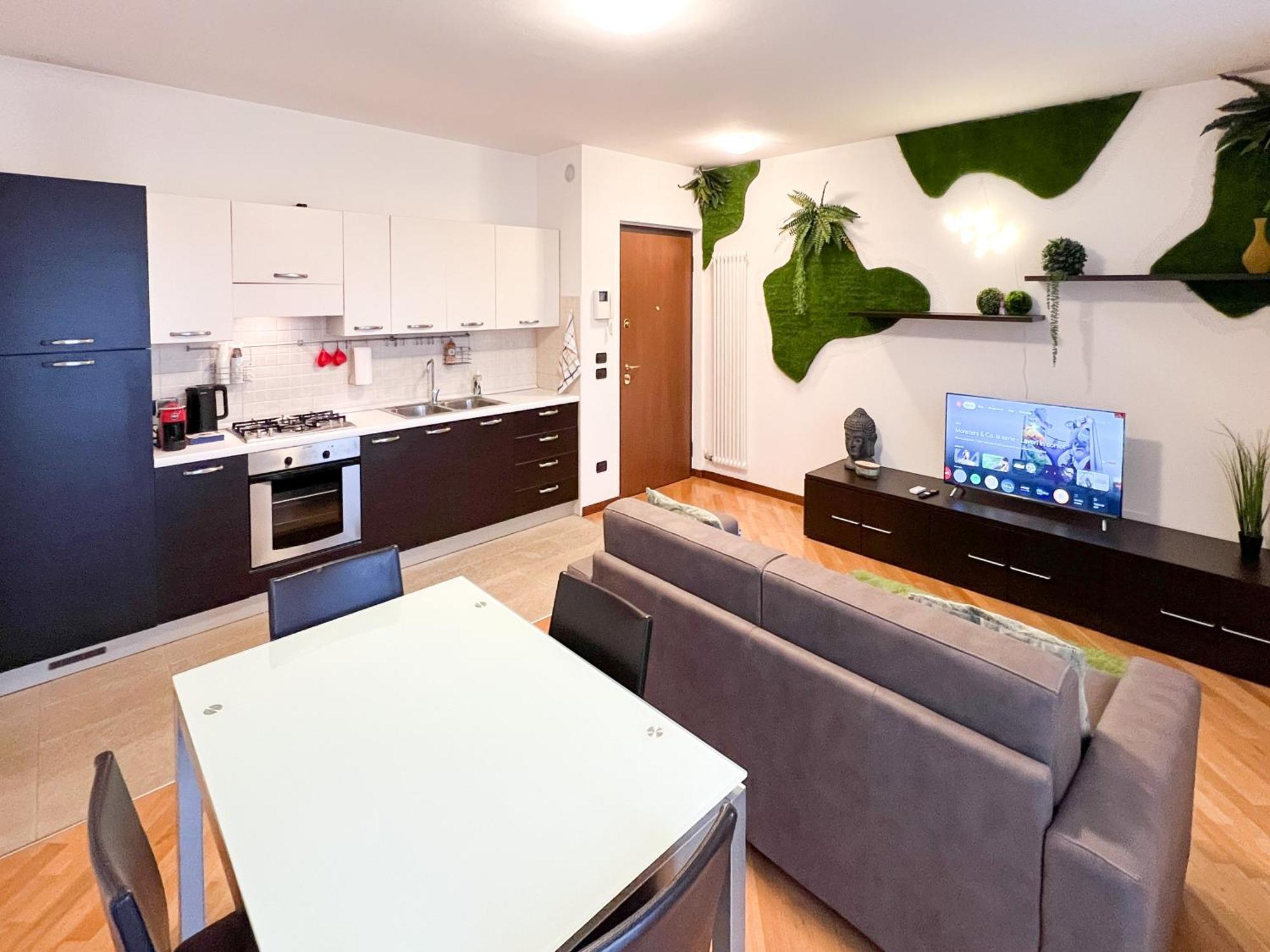 House Fiera Garage & Wifi Apartment *