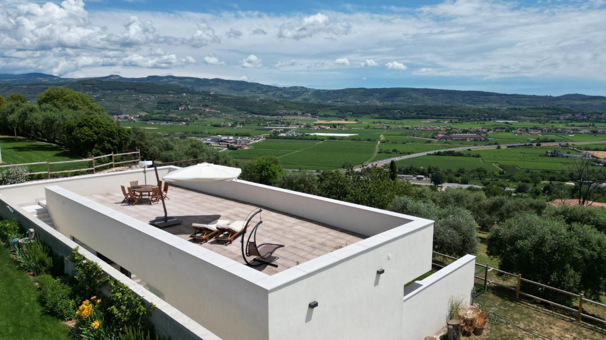 Guendalina 2 Villa *