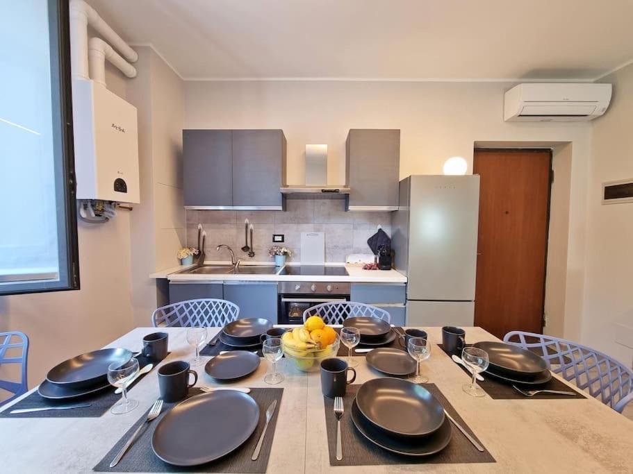 Intero Giulietta - Fiera Ospedale Borgo Roma - Free Parking - Free Wi-fi Apartment *