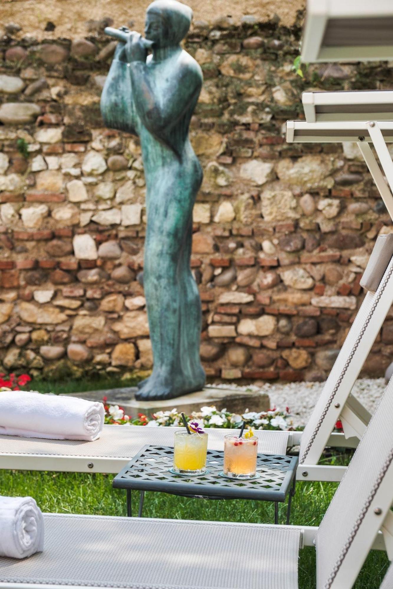 Hotel Indigo - Grand Des Arts, An Ihg (adults Only) 4*