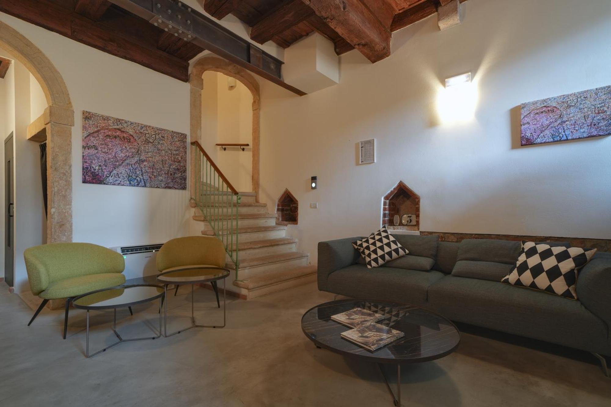 Affittacamere Palazzo Di Giulietta - Royal Solution *