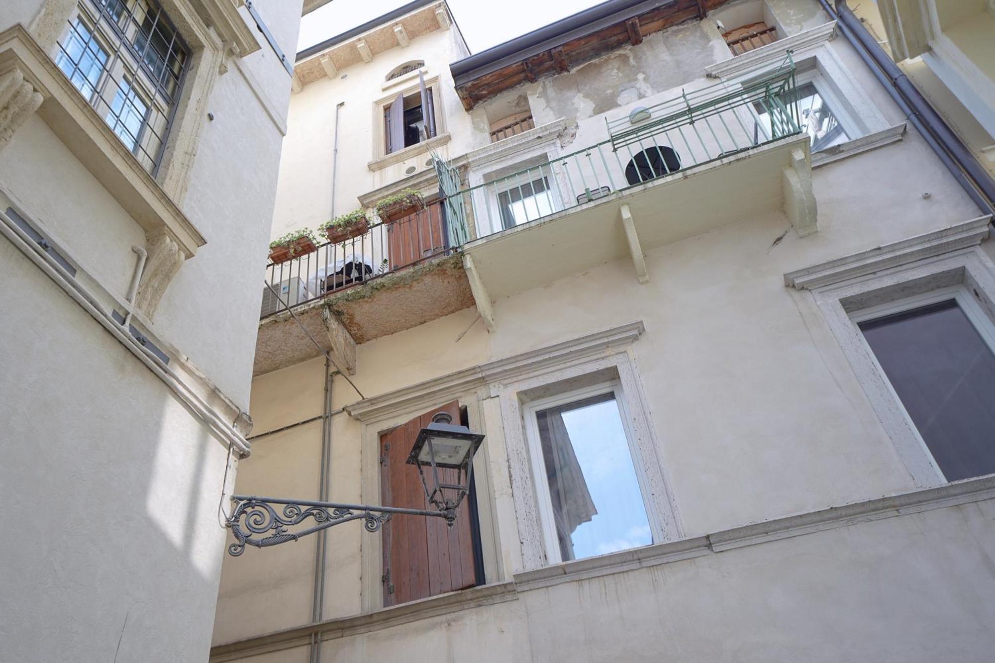 Palazzo Di Giulietta - Royal Solution Affittacamere *