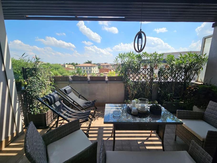 Joy - Luxury * Verona