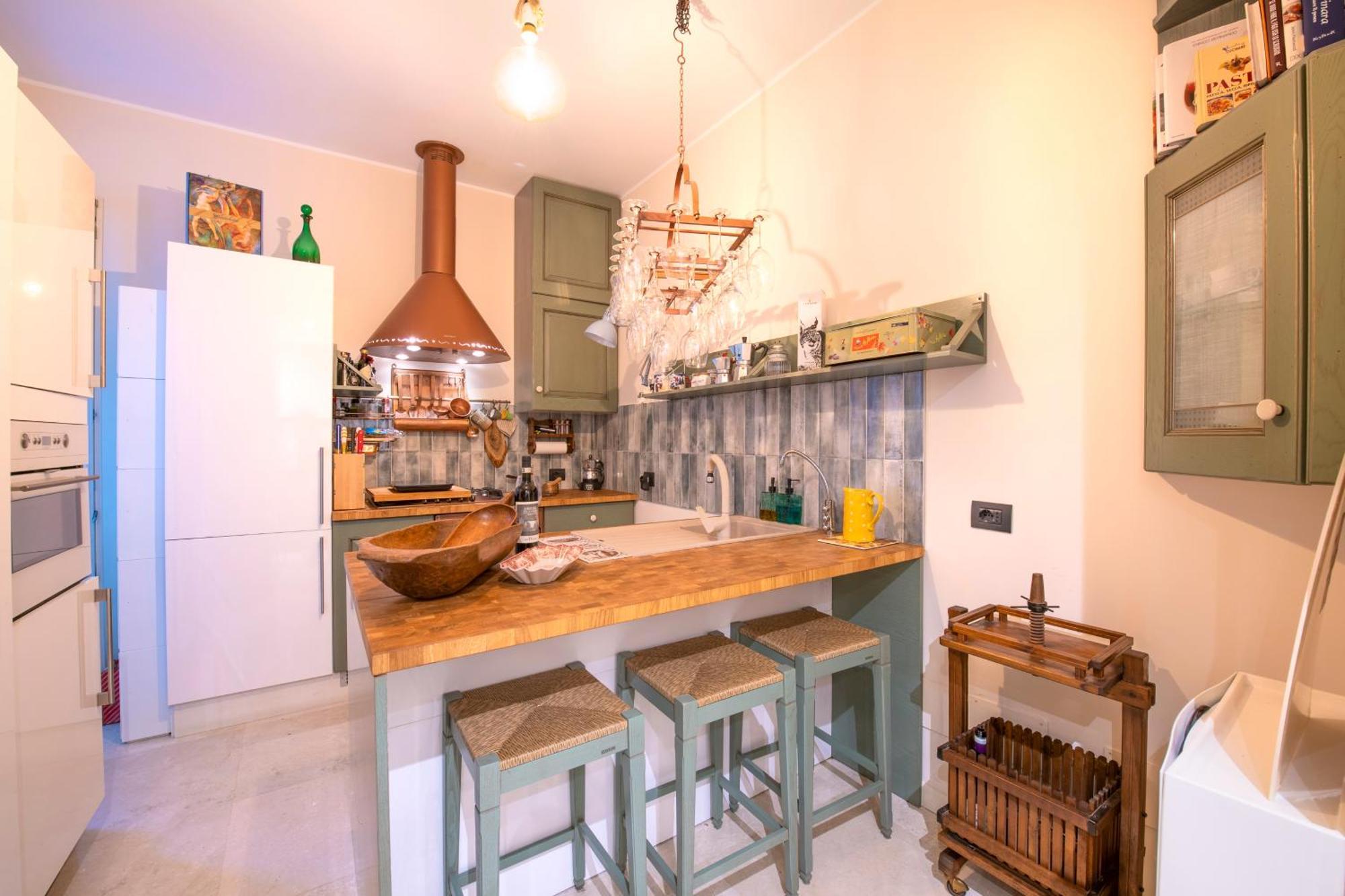 Guest house Magnificent Center *