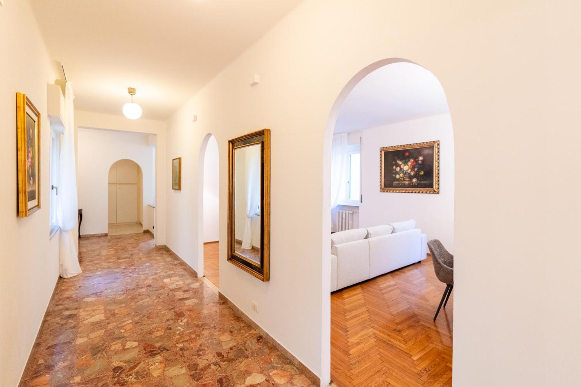 Apartamento Domus - Elegante Residenza Con Affaccio Su Porta Leoni Verona