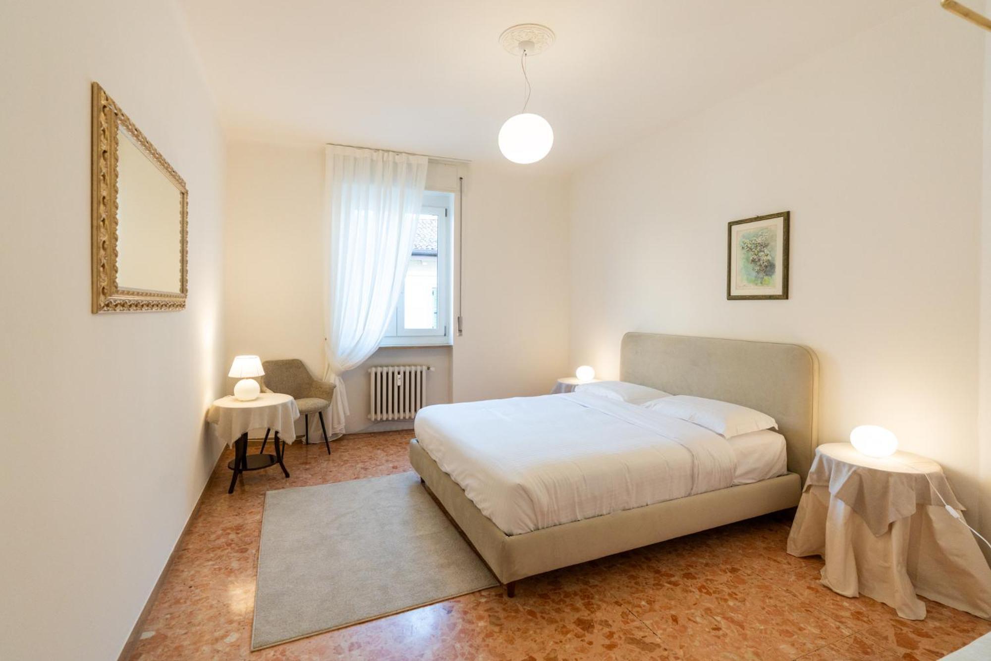 Domus - Elegante Residenza Con Affaccio Su Porta Leoni