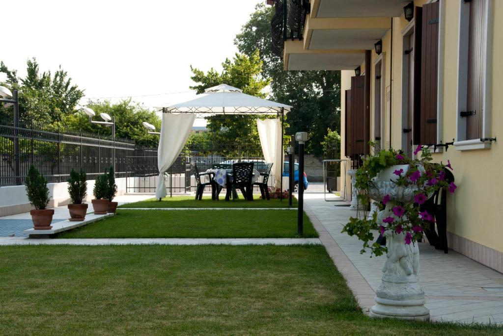 Residenza La Ricciolina Aparthotel 2*
