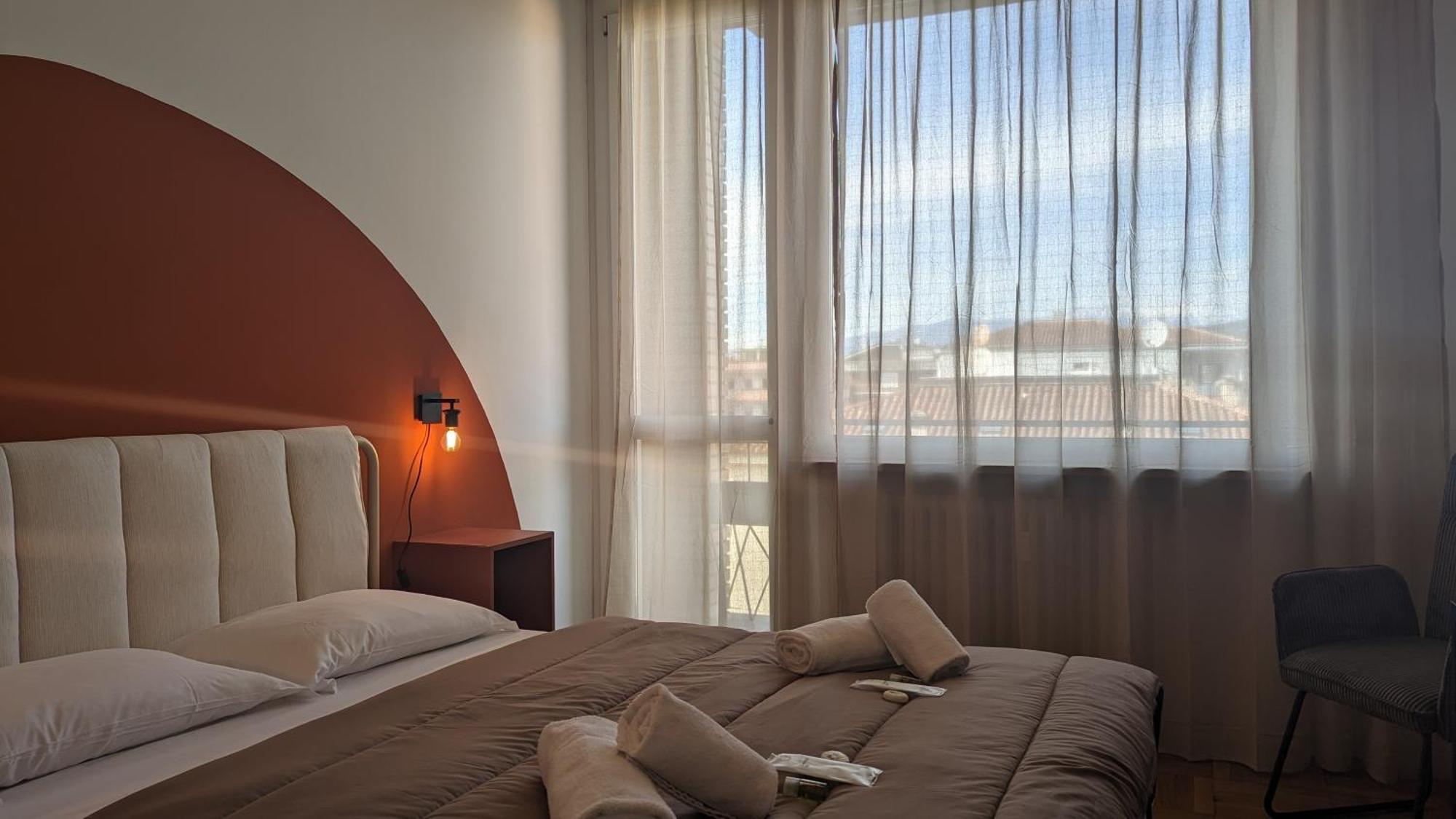 Appartamento Big House-private Parking-12