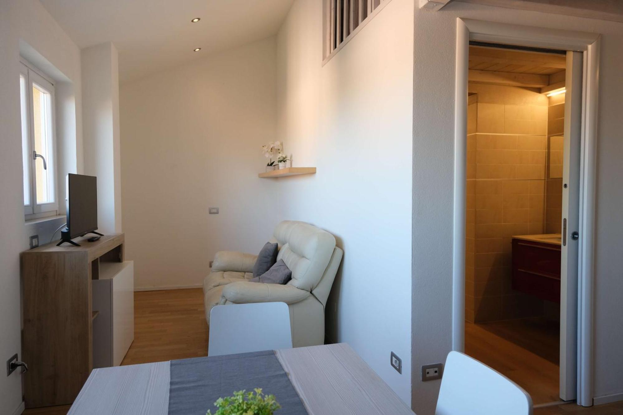 Apartment Vr Attico Di Lino *