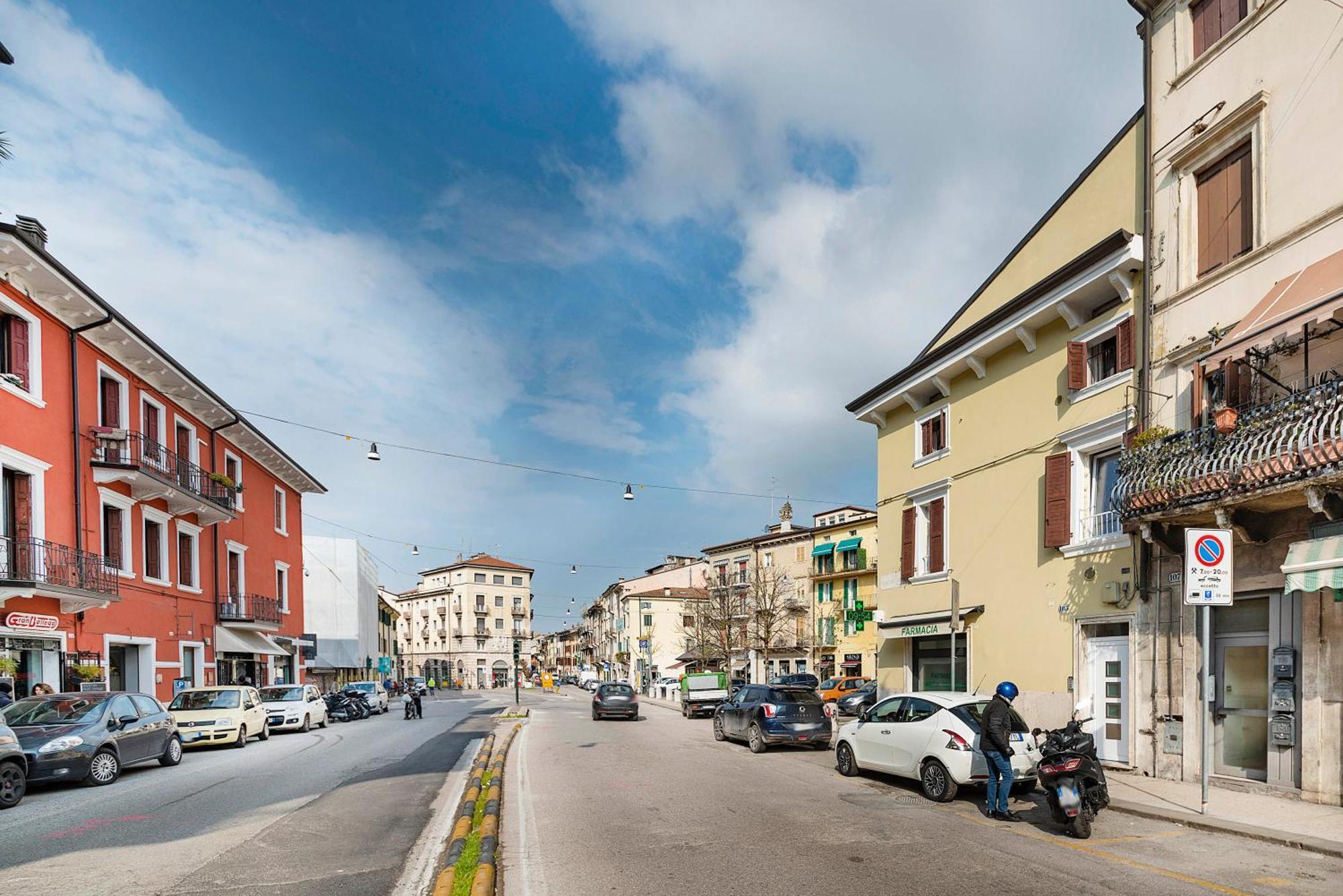 Italianflat - *