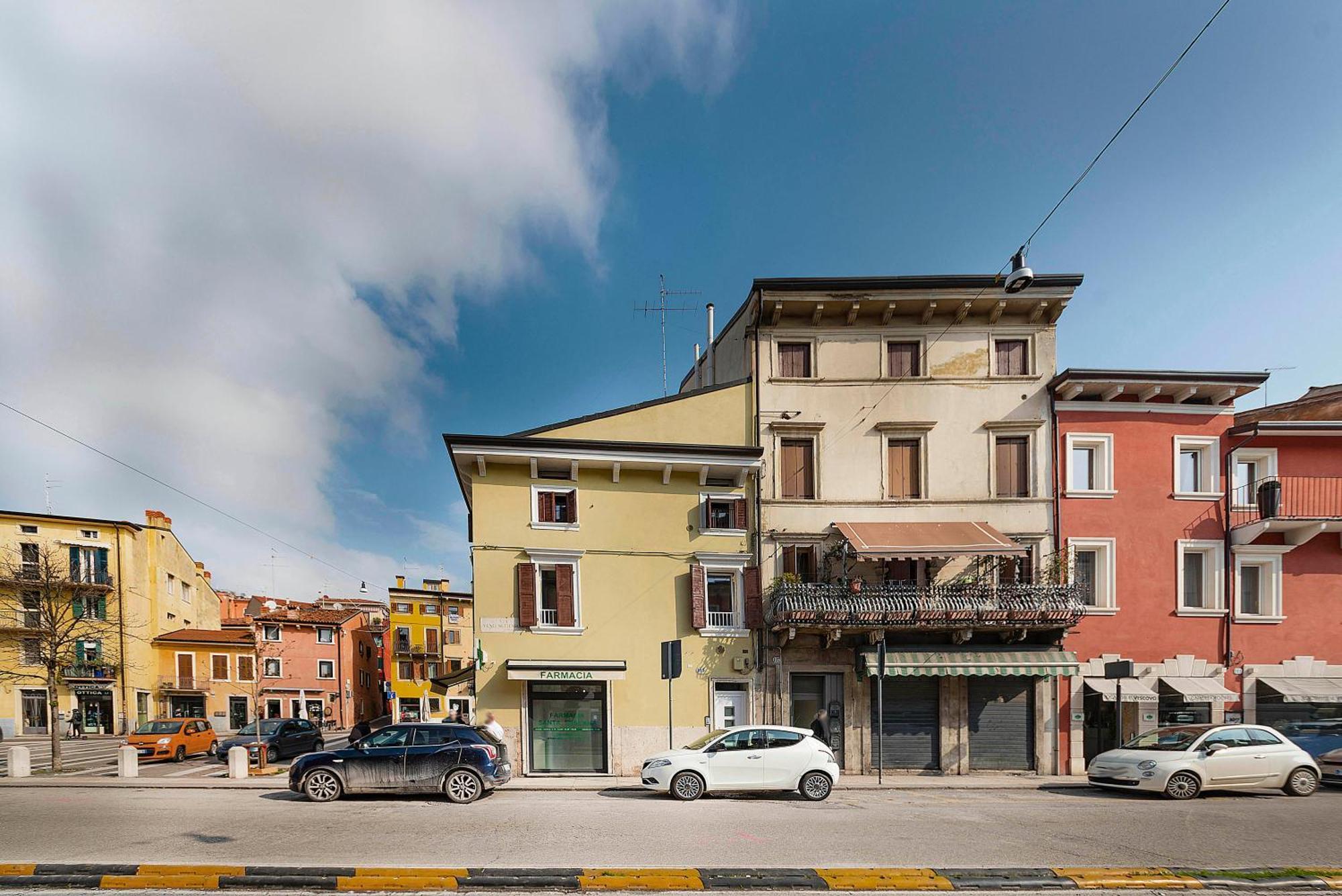 Italianflat - *