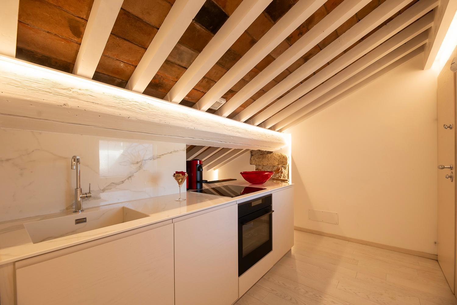 Luxury Rooftop Piazza Erbe Apartamento *