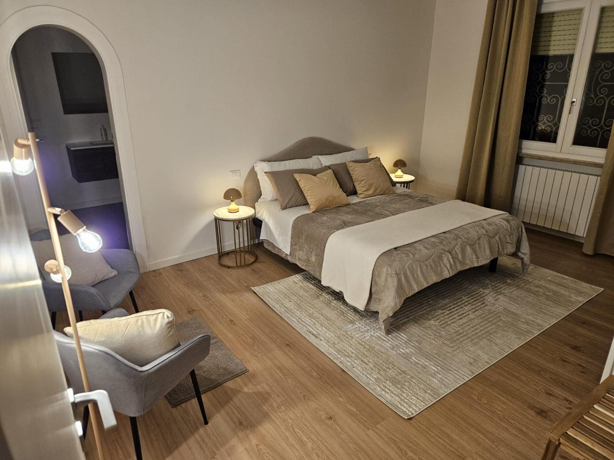 Casa A - Giardino E 3 Posti Auto In Cortile Apartamento Verona