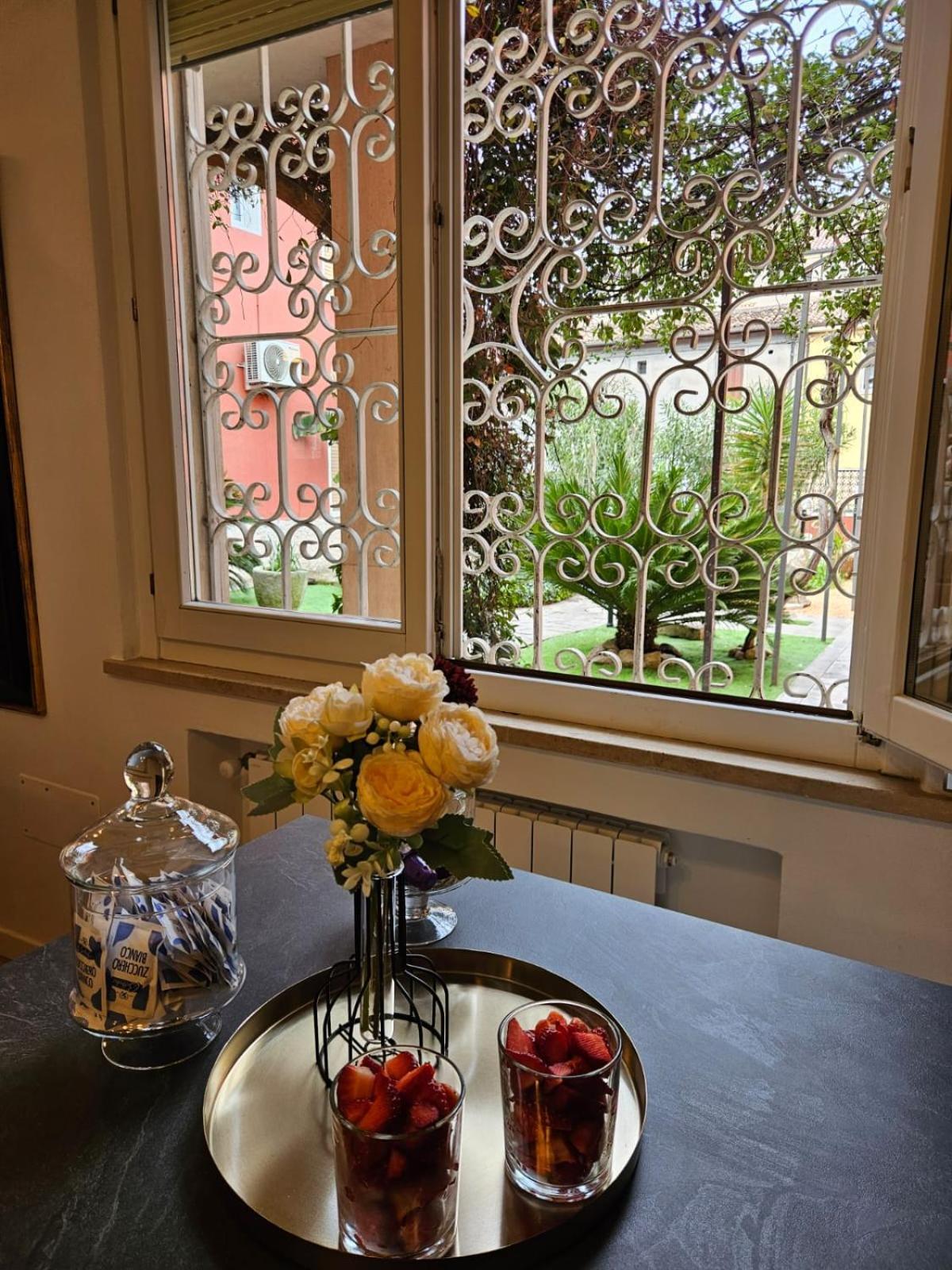 Apartamento Casa A - Giardino E 3 Posti Auto In Cortile *