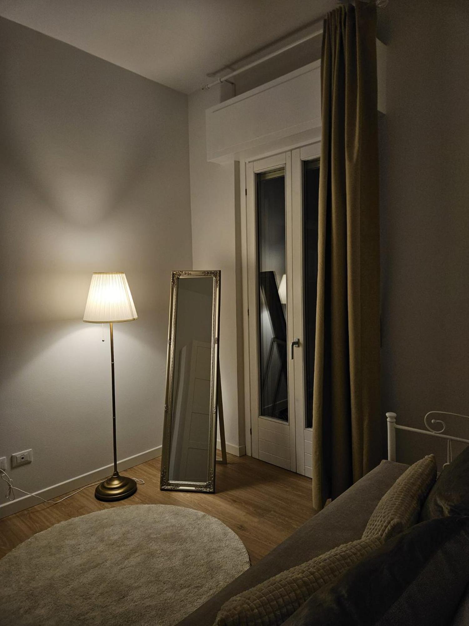 Casa A - Giardino E 3 Posti Auto In Cortile Apartamento