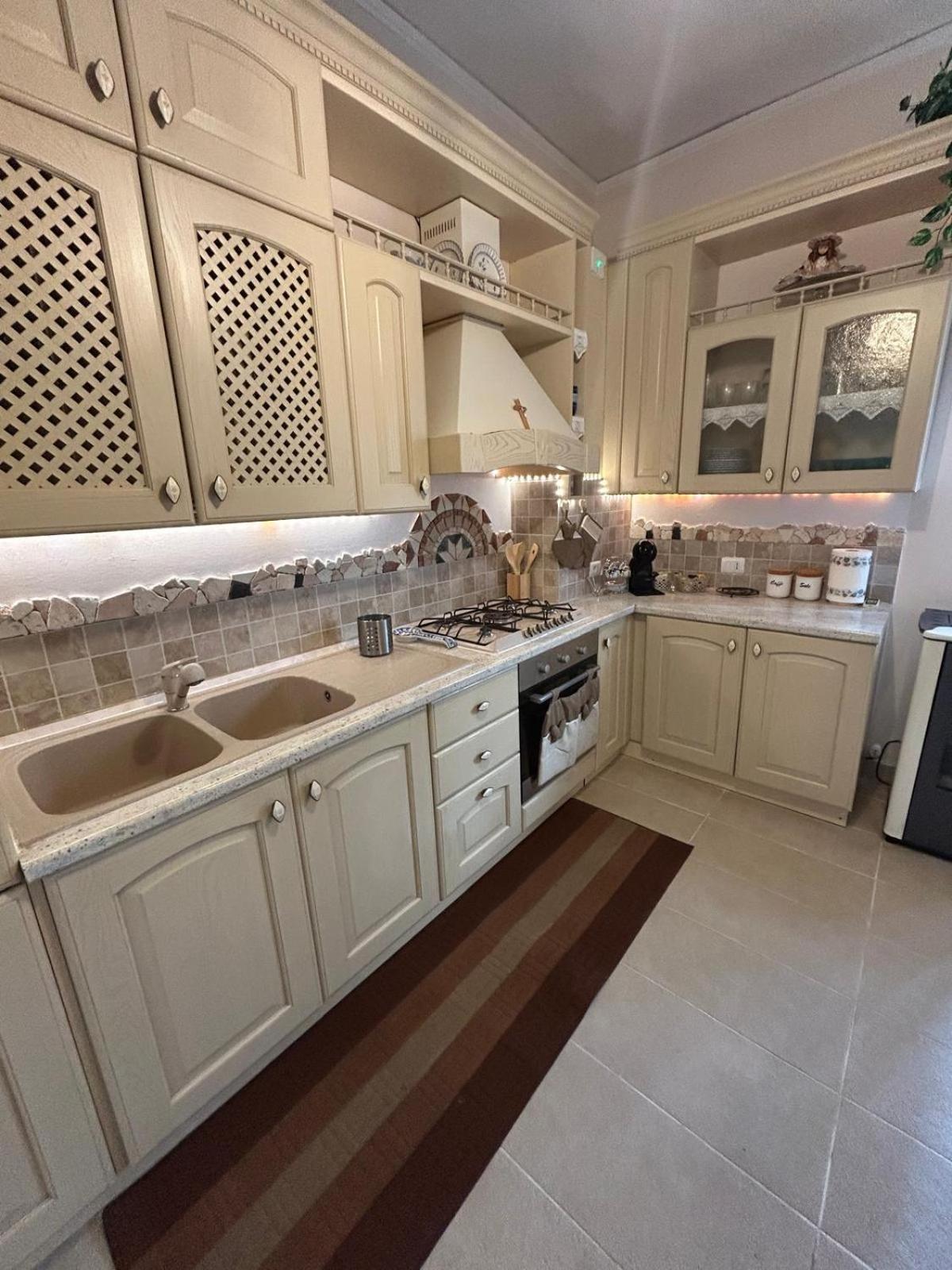 Venetian Style In