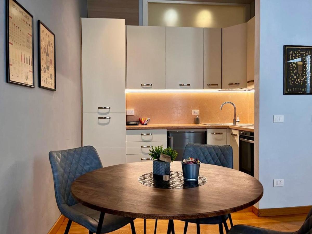 Apartamento Residenza Tazzoli - Big House 120 M2, With 2 Bedrooms And 2 Bathrooms *