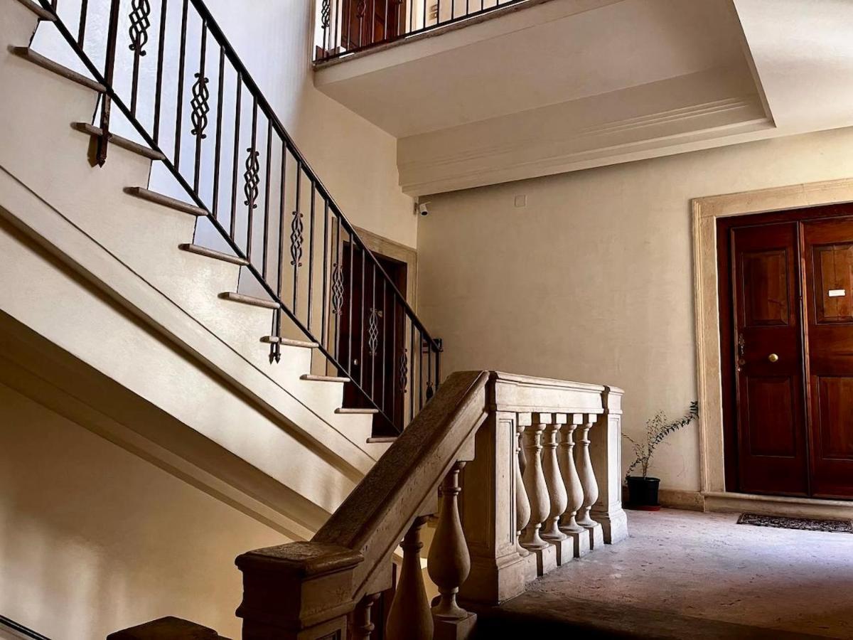 Residenza Tazzoli - Big House 120 M2, With 2 Bedrooms And 2 Bathrooms * Verona