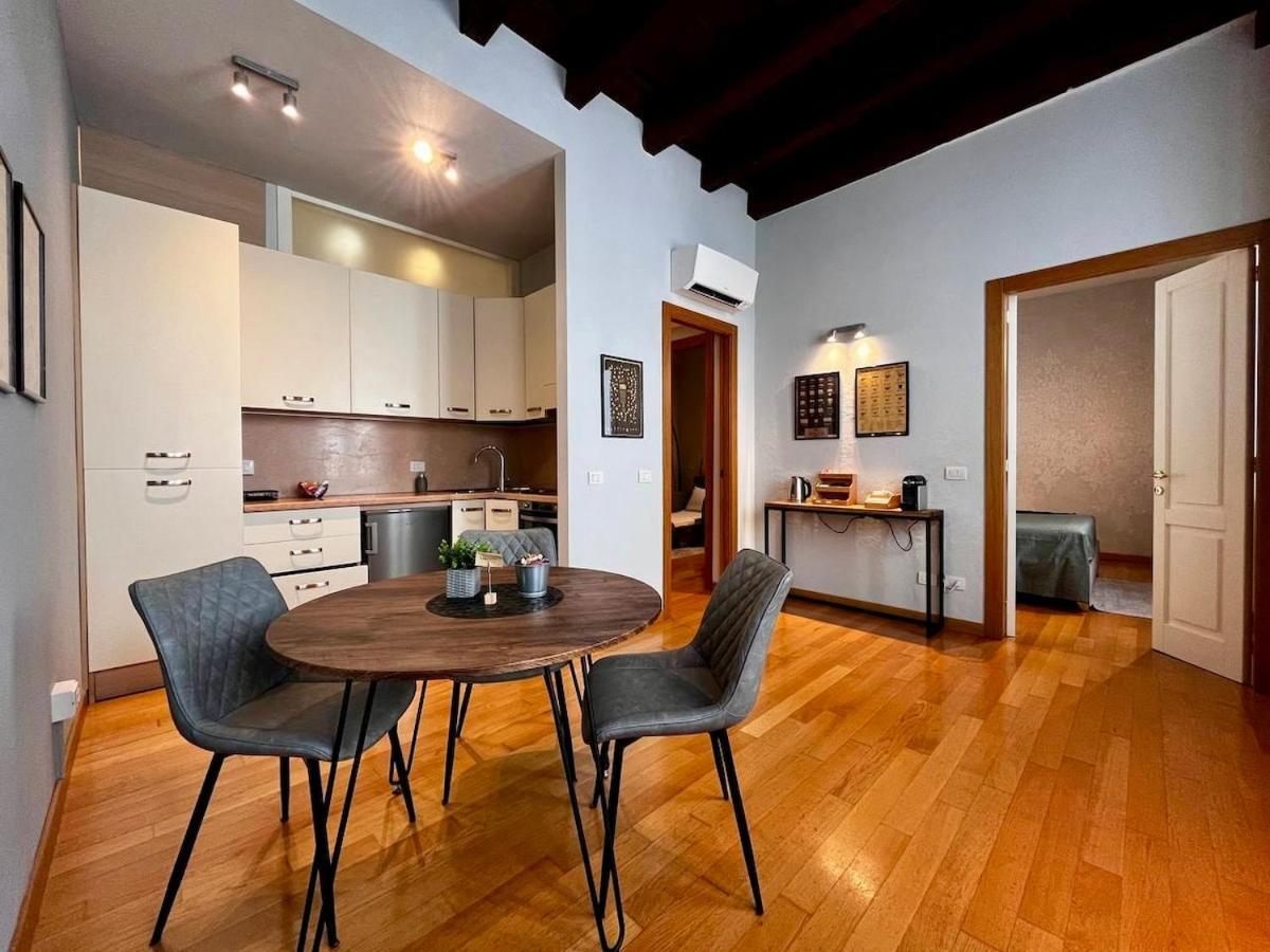 Residenza Tazzoli - Big House 120 M2, With 2 Bedrooms And 2 Bathrooms Verona