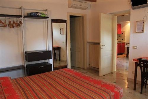 Residenza Carducci Centro Storico Apartamento *