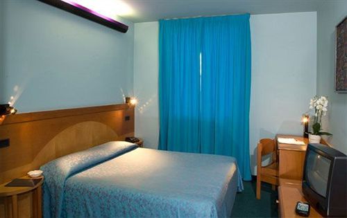 Gardenia Hotel 3*