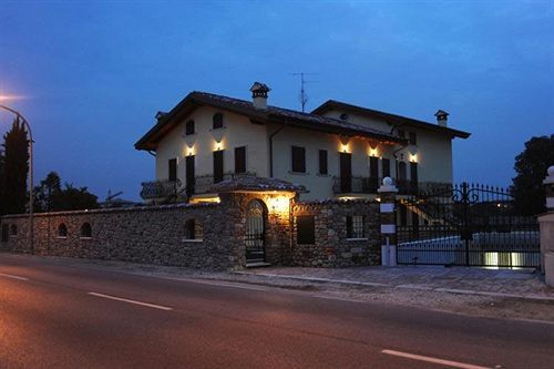 Residenza La Ricciolina 2*