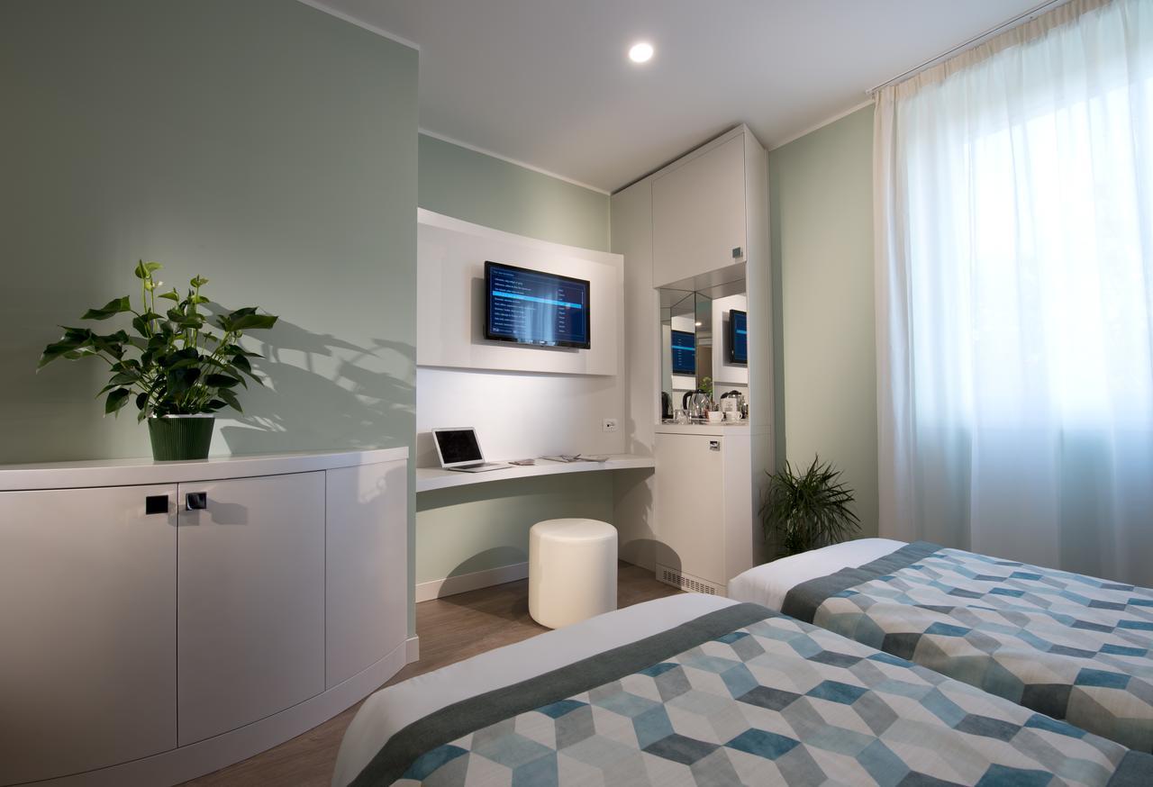 Ark Hotel 4*