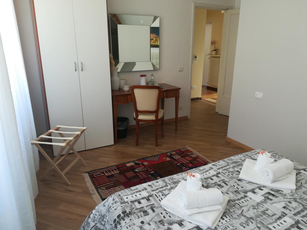 A Casa Di Luca Pensión Verona