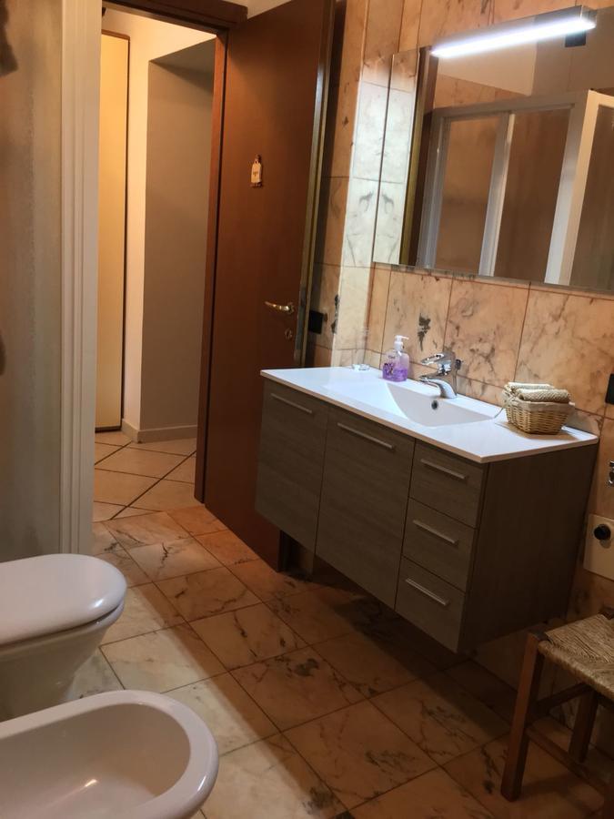 Broglia House Apartamento