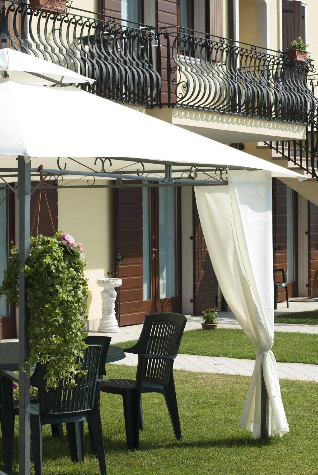 Residenza La Ricciolina Aparthotel 2*