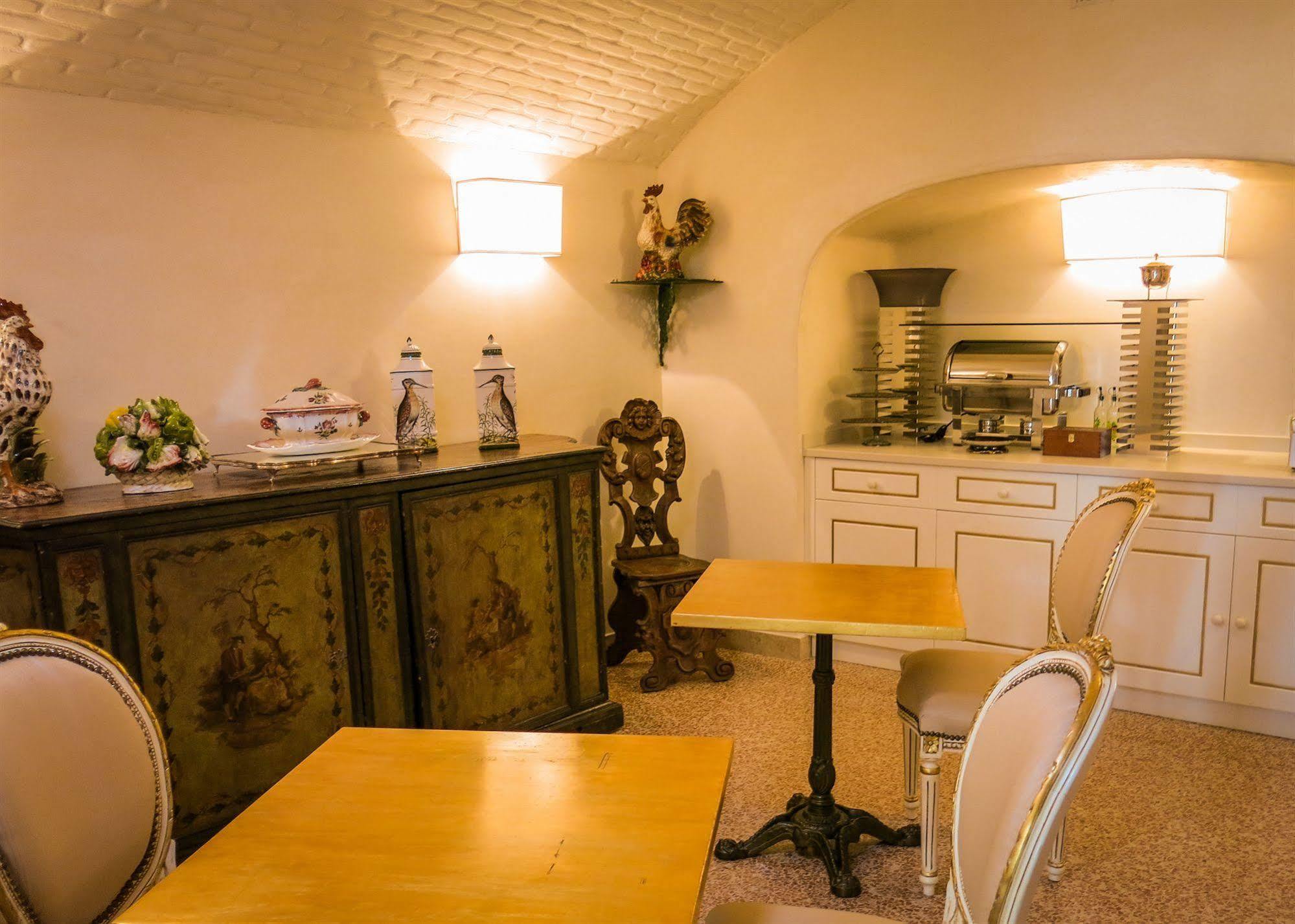 Guest house Relais Fra' Lorenzo 5*