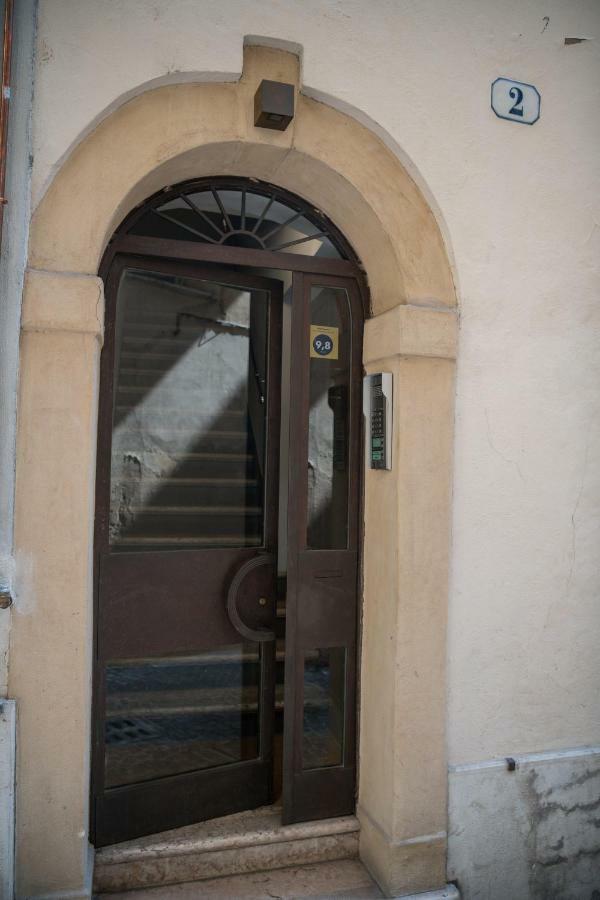 Santa Cecilia Apartment *