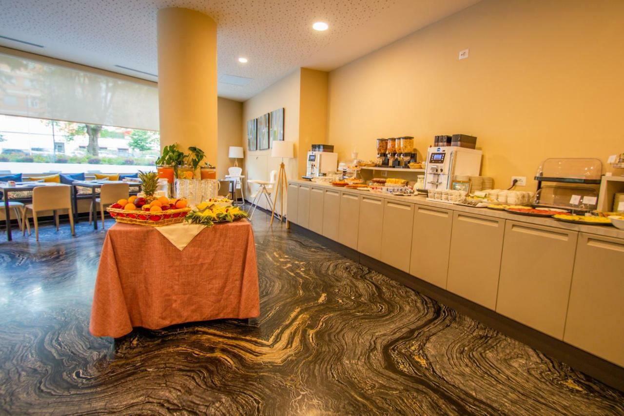Ark Hotel 4*