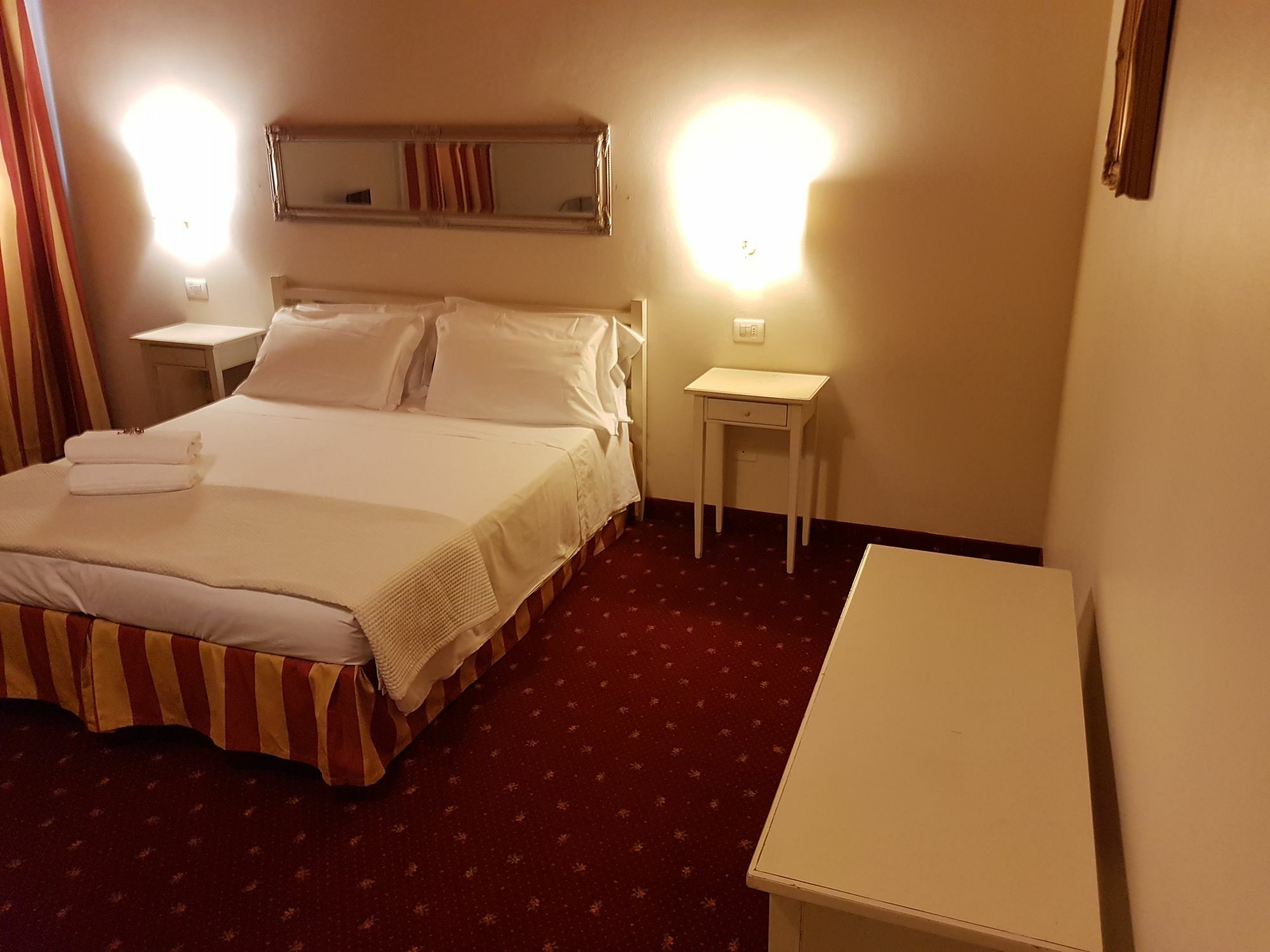 Mi Casa Es Tambien Tu Casa Vips Hotel Verona