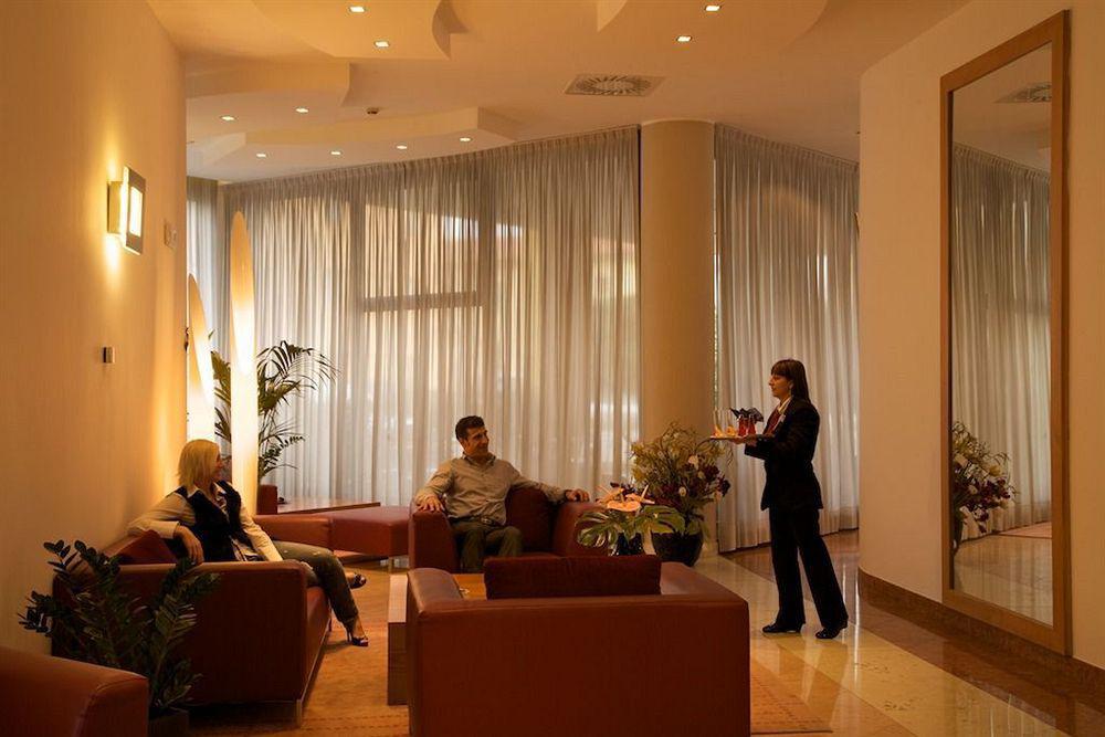 Western Fiera 4*
