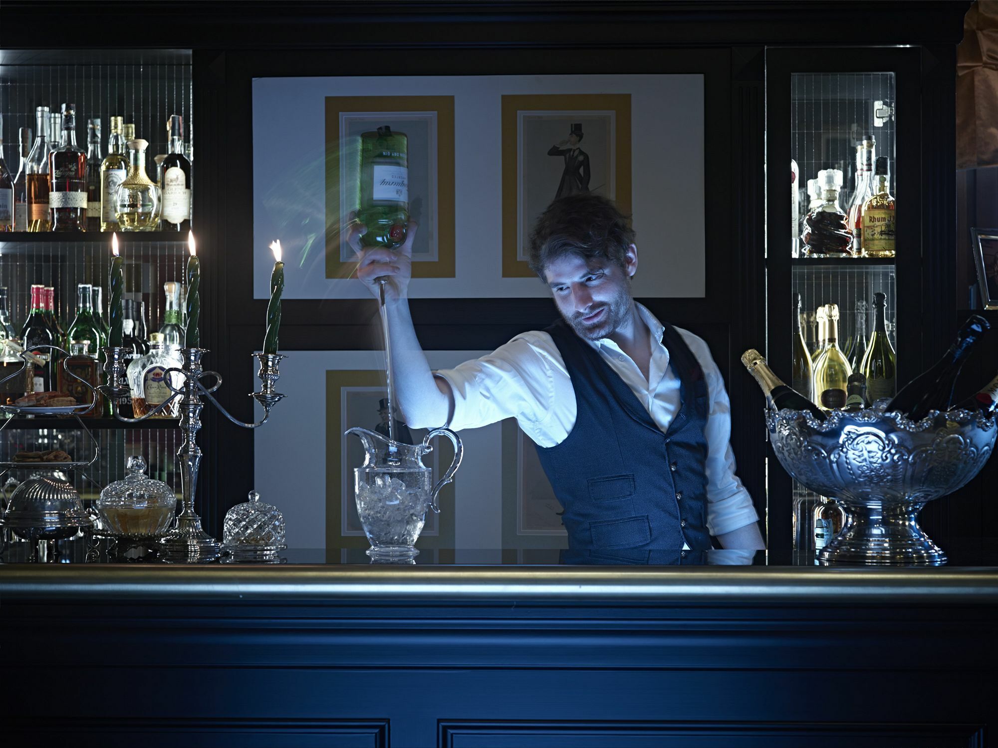 The Gentleman Of Maison d'hôtes