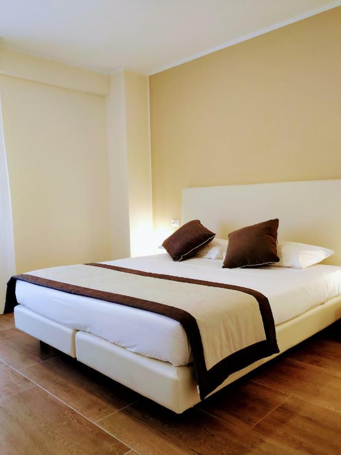 Pensión Enjoy 3*