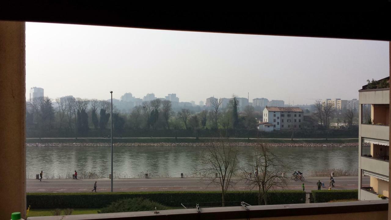 Amazing River View Apartamento *