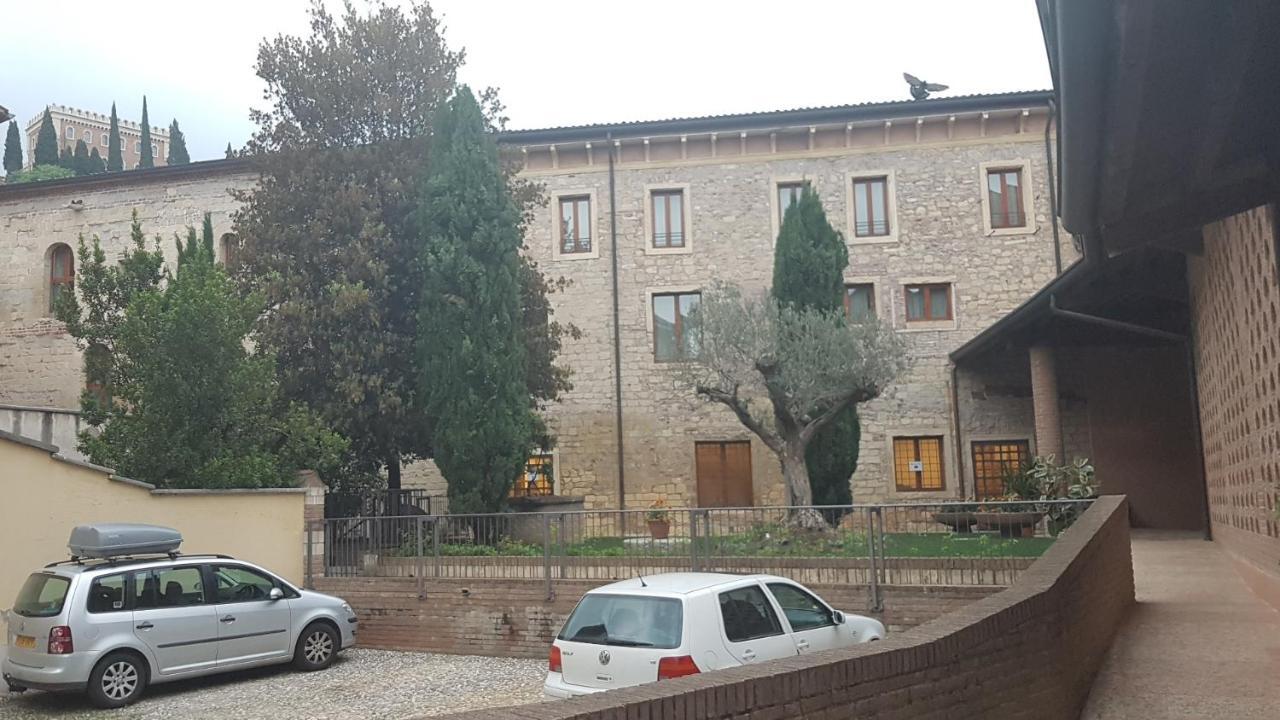 Youth Hostal