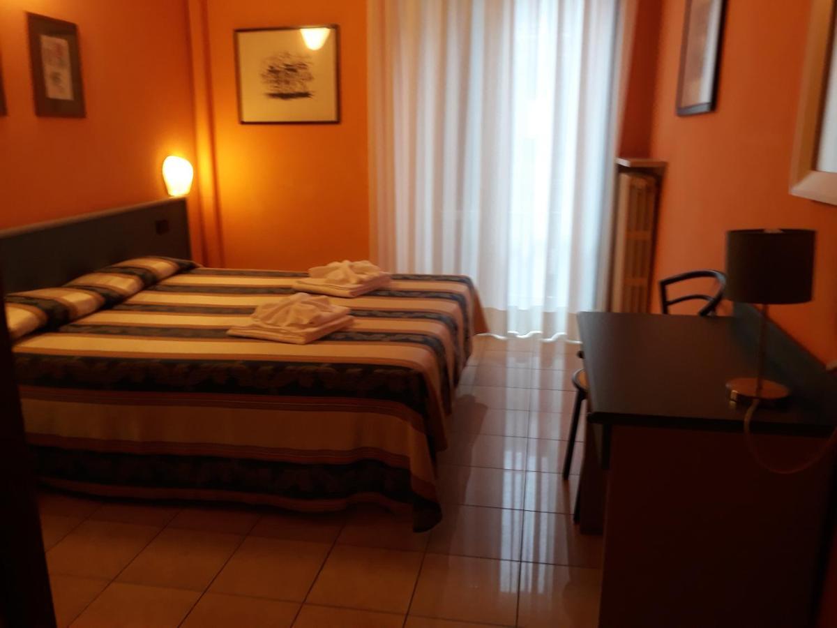 Cavour Hotel 2*
