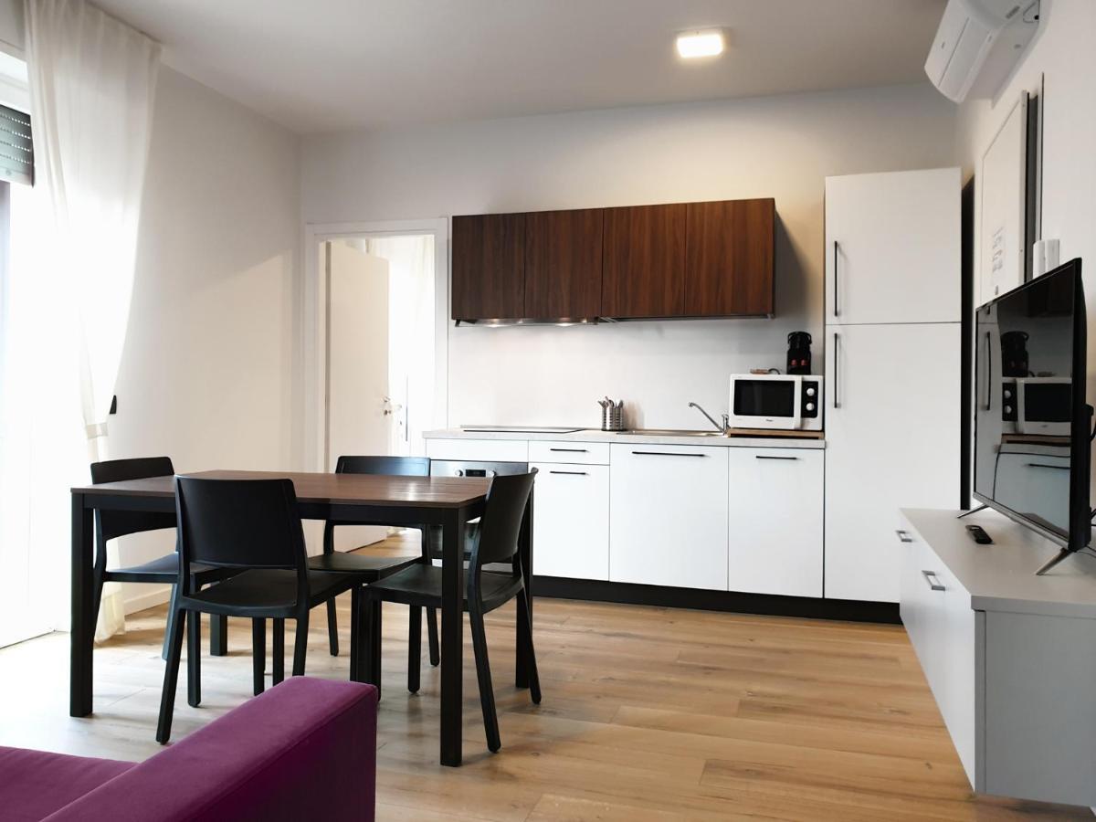 Apartment Flats4rent Mameli 140 *