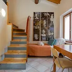 Giardino Giusti House & Court