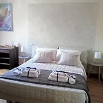 Bra Luxury Guest House